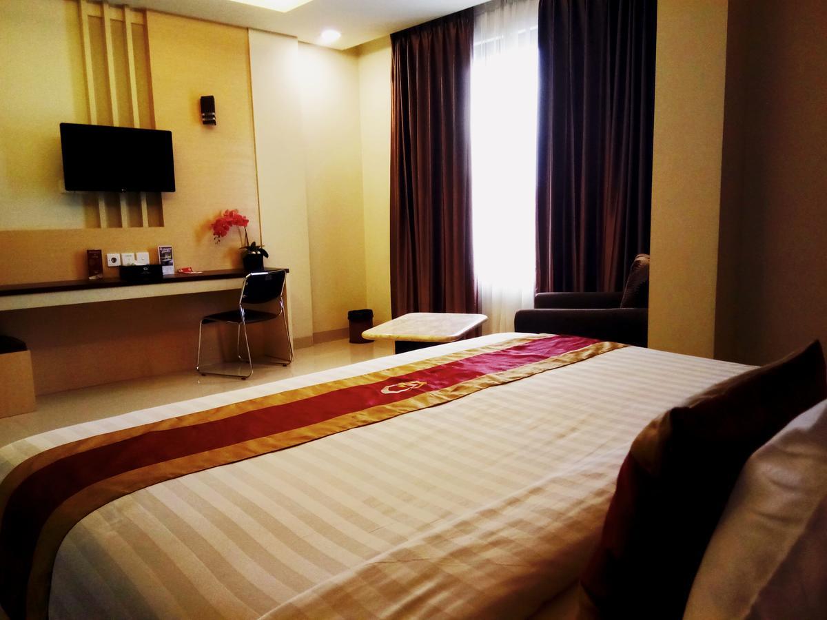 Grand Parama Hotel Tanjung Redep Extérieur photo
